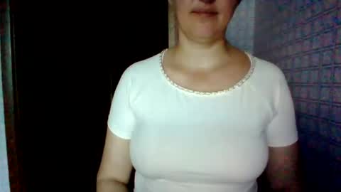 awesomeladyy online show from June 2026 06:02:01 AM