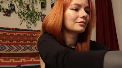 Tris online show from December 2025 01:46:02 AM