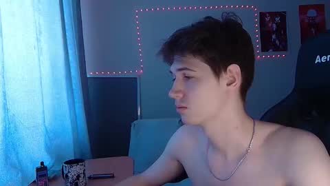 axel_0ne online show from February 2026 08:10:01 AM