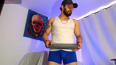 Snapshot of axel_7070 chatting on May 2026 02:26:01 PM Independiente Model online show from May 2026 02:26:01 PM