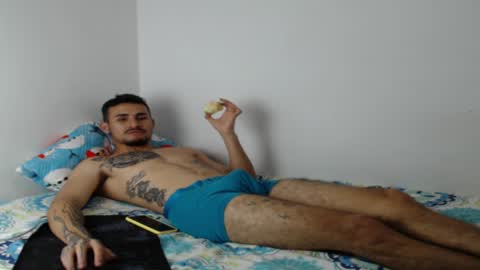 Axel online show from December 2024 04:54:01 PM
