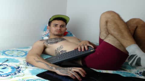 Axel online show from December 2024 07:00:02 PM