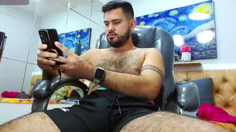 Snapshot of axel_castillo21 chatting on January 2026 12:04:02 AM Axel online show from January 2026 12:04:02 AM