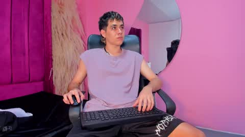 Snapshot of axel_cifer chatting on February 2025 05:15:01 PM Axel cifer online show from February 2025 05:15:01 PM