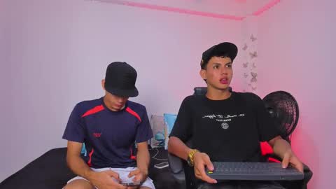 AXEL online show from November 2025 07:56:01 PM