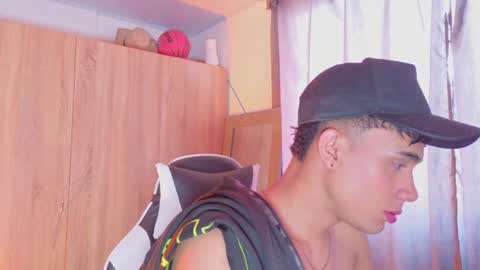 Snapshot of axel_cody_ chatting on July 2026 08:11:02 PM AXEL online show from July 2026 08:11:02 PM