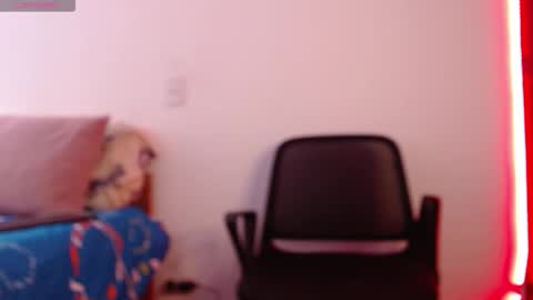 axel davis  online show from October 2025 01:32:02 PM