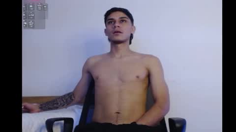 axel davis  online show from October 2025 07:41:02 AM