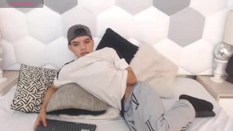 Snapshot of axel_forte chatting on February 2025 12:34:02 PM Axel Forte online show from February 2025 12:34:02 PM
