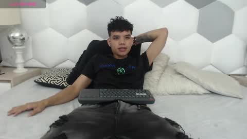 Snapshot of axel_forte chatting on February 2025 12:34:01 PM Axel Forte online show from February 2025 12:34:01 PM