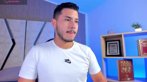 axel_grey_ online show from April 2026 12:50:02 PM