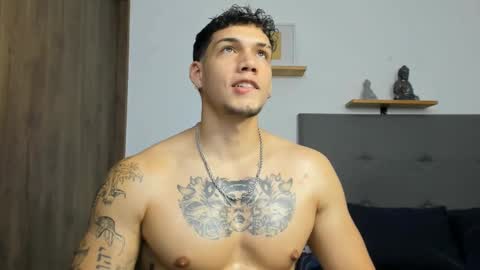 INDEPENDENT MODEL  online show from September 2025 02:35:01 AM