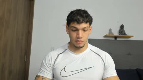 Snapshot of axel_taylor21 chatting on September 2025 01:38:02 PM INDEPENDENT MODEL online show from September 2025 01:38:02 PM