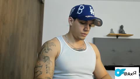 INDEPENDENT MODEL  online show from March 2026 11:33:01 PM