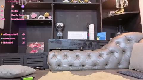 Axel  online show from May 2026 10:36:01 AM