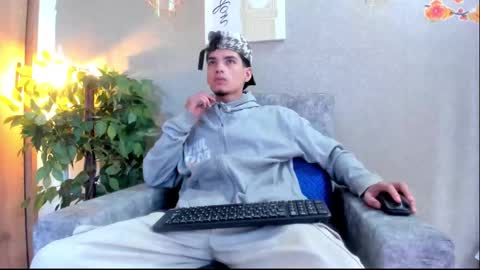 axel  online show from October 2025 06:05:01 PM