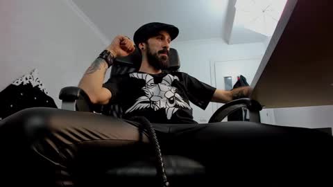 Snapshot of axelcolton chatting on January 2025 12:57:02 PM AxelColton online show from January 2025 12:57:02 PM