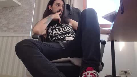 AxelColton online show from October 2025 10:16:02 AM