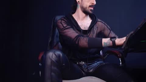 AxelColton online show from October 2025 11:25:01 AM