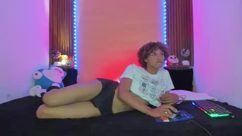 axelfox_ online show from February 2025 01:16:02 AM