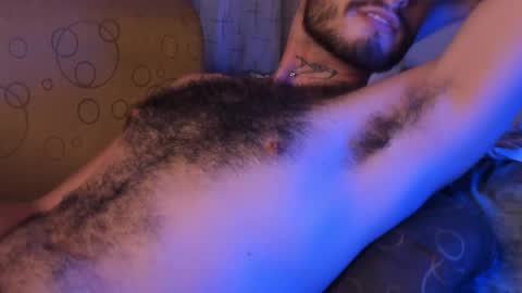 Snapshot of axelg_rose chatting on January 2025 11:29:01 PM online show from January 2025 11:29:01 PM
