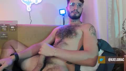 Snapshot of axelg_rose chatting on October 2025 08:26:01 PM online show from October 2025 08:26:01 PM