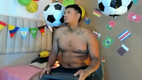Snapshot of axell_king07 chatting on June 2026 09:00:02 AM Axell online show from June 2026 09:00:02 AM