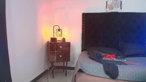 AxellKush online show from February 2026 12:05:02 PM