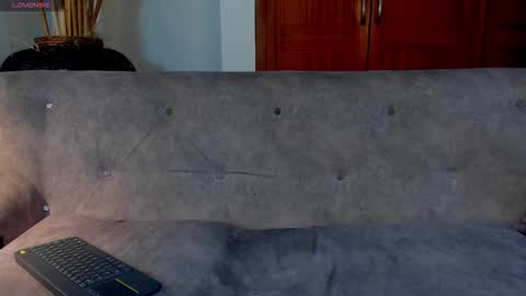 Axel Raven online show from October 2025 07:47:01 PM