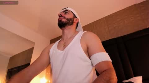 Snapshot of axelthompsom chatting on September 2025 11:26:01 AM Axel Thompsom online show from September 2025 11:26:01 AM