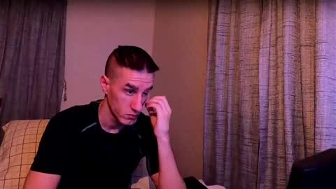 Axl online show from December 2024 07:39:02 AM