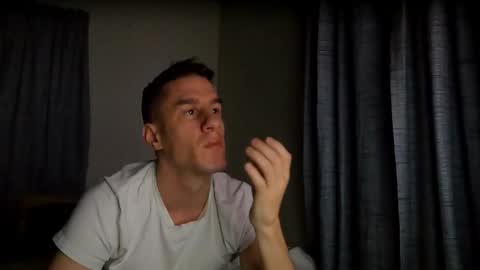 Axl online show from December 2024 02:09:01 AM