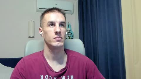 Snapshot of axl_fx chatting on January 2026 12:25:01 AM Axl online show from January 2026 12:25:01 AM