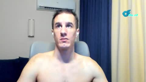 Snapshot of axl_fx chatting on February 2026 02:53:01 AM Axl online show from February 2026 02:53:01 AM