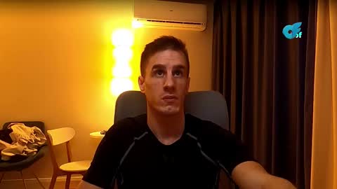 Snapshot of axl_fx chatting on February 2026 02:07:02 AM Axl online show from February 2026 02:07:02 AM