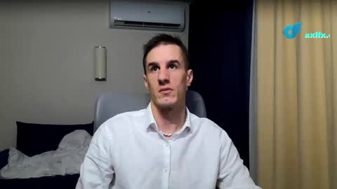 Snapshot of axl_fx chatting on February 2026 01:02:01 AM Axl online show from February 2026 01:02:01 AM