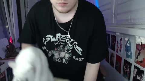 Snapshot of axxxturel chatting on December 2024 06:06:02 PM Ian skinny Slawa online show from December 2024 06:06:02 PM