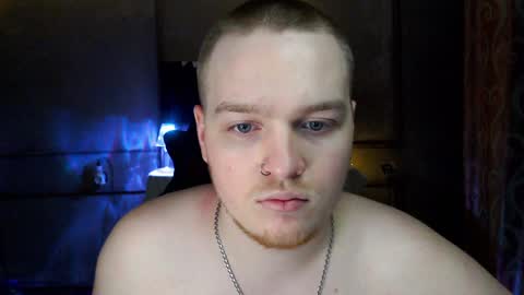 Snapshot of axxxturel chatting on December 2024 03:05:02 PM Ian skinny Slawa online show from December 2024 03:05:02 PM