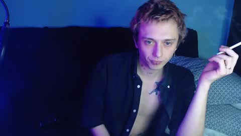 Snapshot of axxxturel chatting on December 2024 04:05:02 PM Ian skinny Slawa online show from December 2024 04:05:02 PM