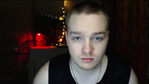 Snapshot of axxxturel chatting on December 2024 04:53:02 PM Ian skinny Slawa online show from December 2024 04:53:02 PM