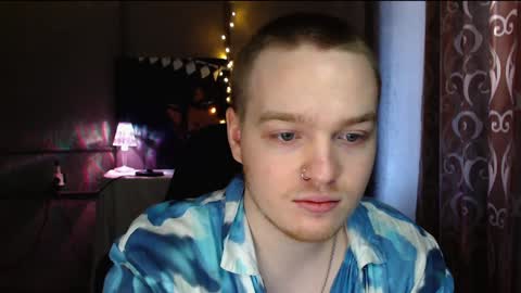 Snapshot of axxxturel chatting on December 2024 07:35:01 AM Ian skinny Slawa online show from December 2024 07:35:01 AM