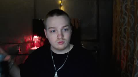 Snapshot of axxxturel chatting on December 2024 06:30:02 PM Ian skinny Slawa online show from December 2024 06:30:02 PM
