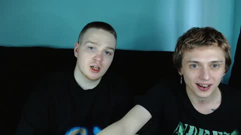 Snapshot of axxxturel chatting on January 2025 10:13:02 AM Ian skinny Slawa online show from January 2025 10:13:02 AM