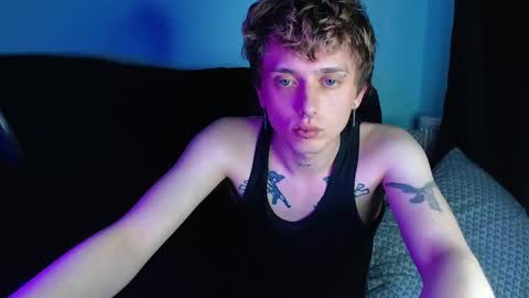 Snapshot of axxxturel chatting on February 2025 05:27:01 AM Ian skinny Slawa online show from February 2025 05:27:01 AM