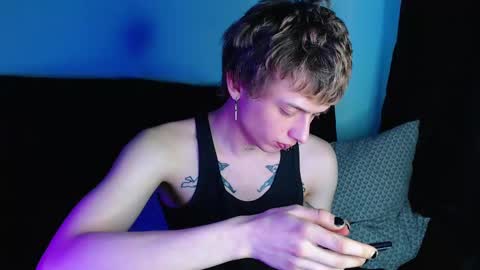 Snapshot of axxxturel chatting on February 2025 05:56:02 AM Ian skinny Slawa online show from February 2025 05:56:02 AM