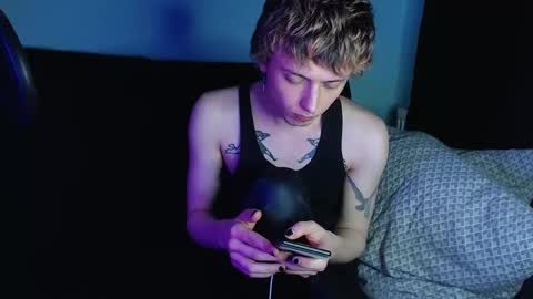 Snapshot of axxxturel chatting on February 2025 11:37:01 PM Ian skinny Slawa online show from February 2025 11:37:01 PM