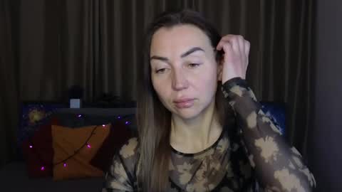 Snapshot of ay_kiss_jully chatting on February 2025 04:52:01 AM Jully online show from February 2025 04:52:01 AM