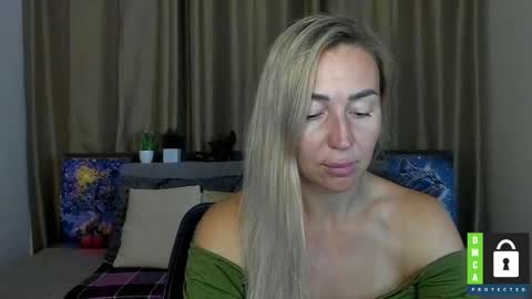 Snapshot of ay_kiss_jully chatting on September 2025 05:34:01 PM Jully online show from September 2025 05:34:01 PM