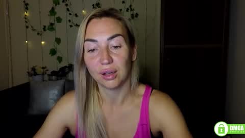 Snapshot of ay_kiss_jully chatting on September 2025 05:35:02 PM Jully online show from September 2025 05:35:02 PM