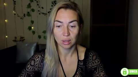 Snapshot of ay_kiss_jully chatting on September 2025 05:29:02 PM Jully online show from September 2025 05:29:02 PM